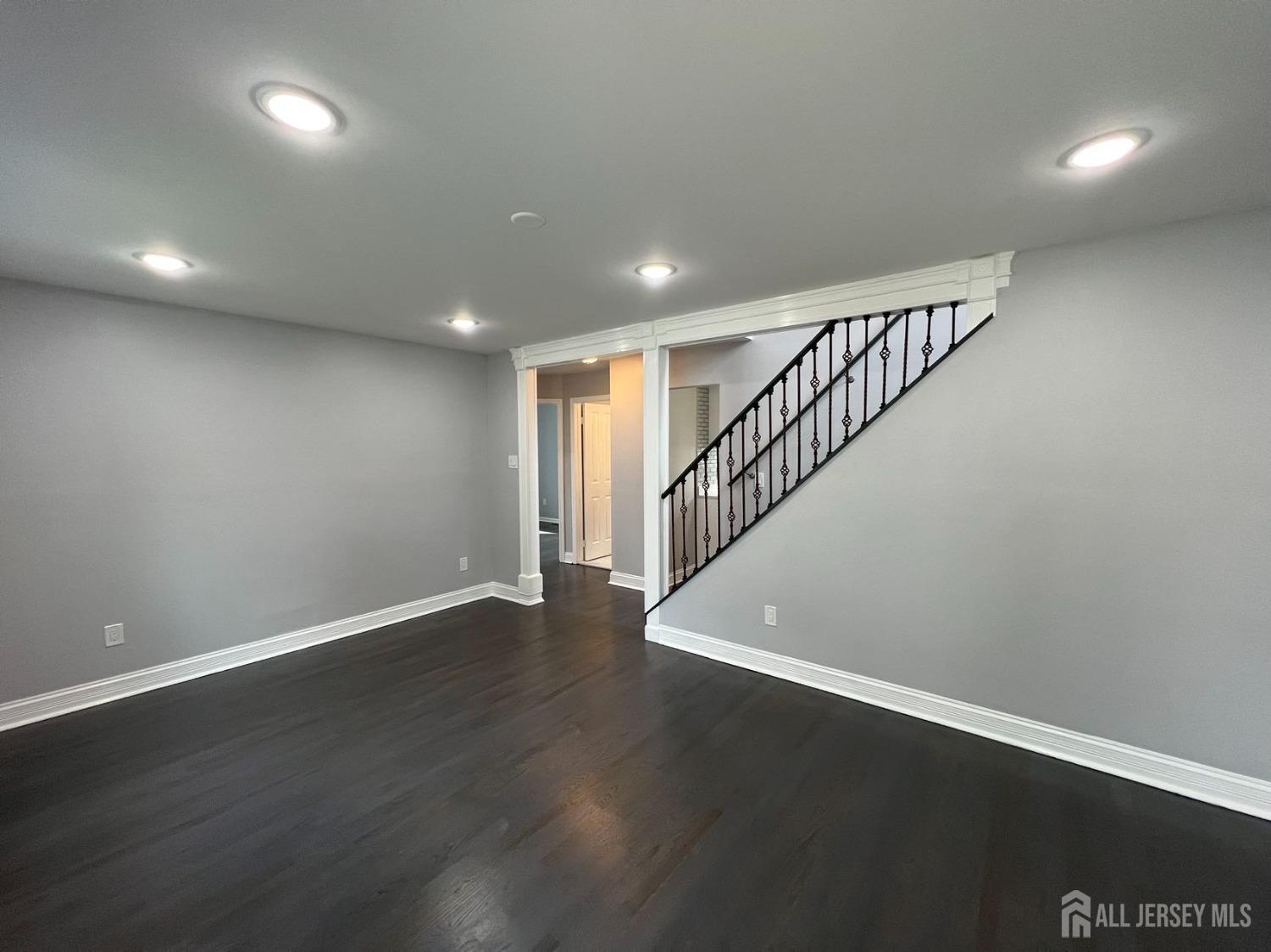 23 Morgan Drive Edison, NJ 08817 - Photo 2 of 17