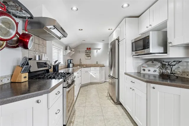 $599,000 | 4192 Upson Point Road, Starkey, NY 14837