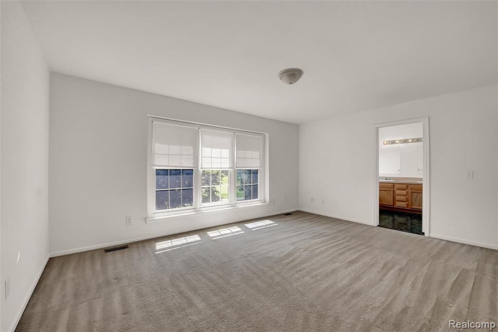 46617 Mornington Road Canton, MI 48188 - Photo 27 of 44