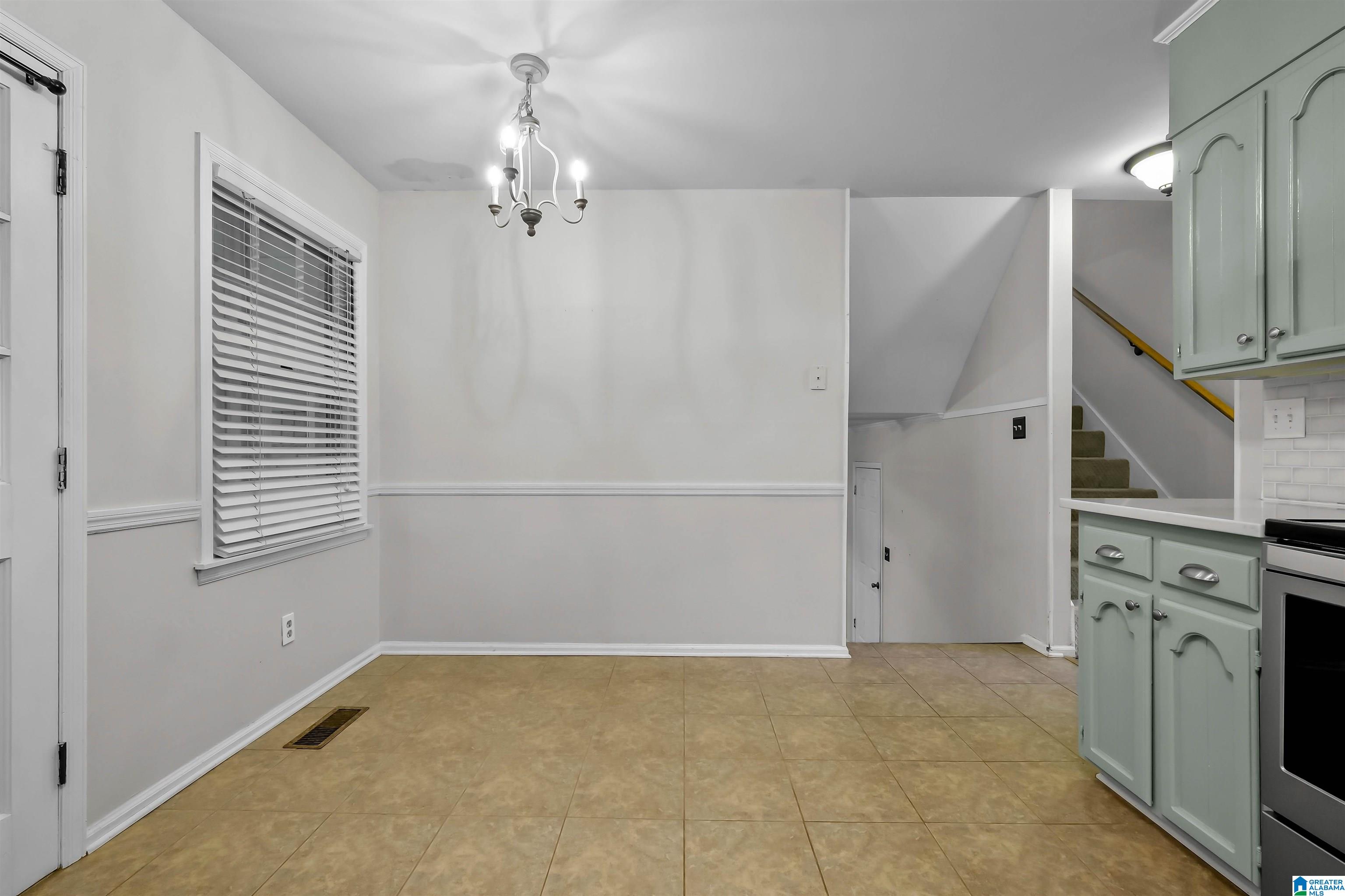 5027 Indian Valley Road Birmingham, AL 35244 - Photo 12 of 39