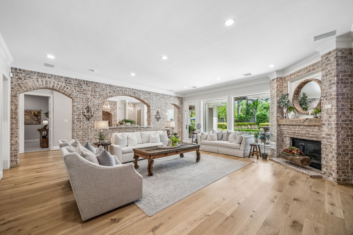 822 Riedel Drive Houston, TX 77024 - Photo 18 of 50