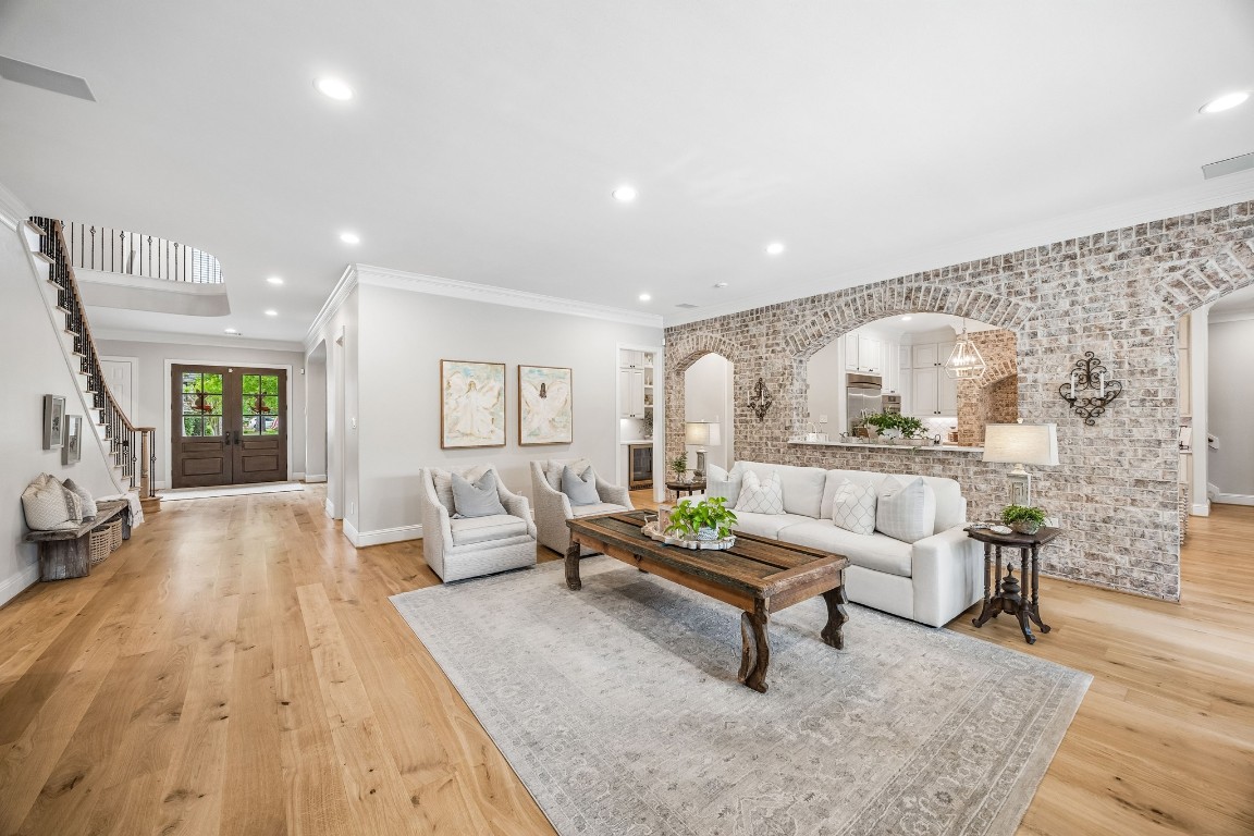 822 Riedel Drive Houston, TX 77024 - Photo 20 of 50