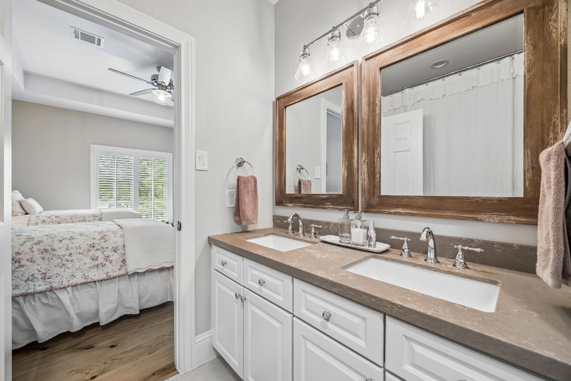 822 Riedel Drive Houston, TX 77024 - Photo 39 of 50