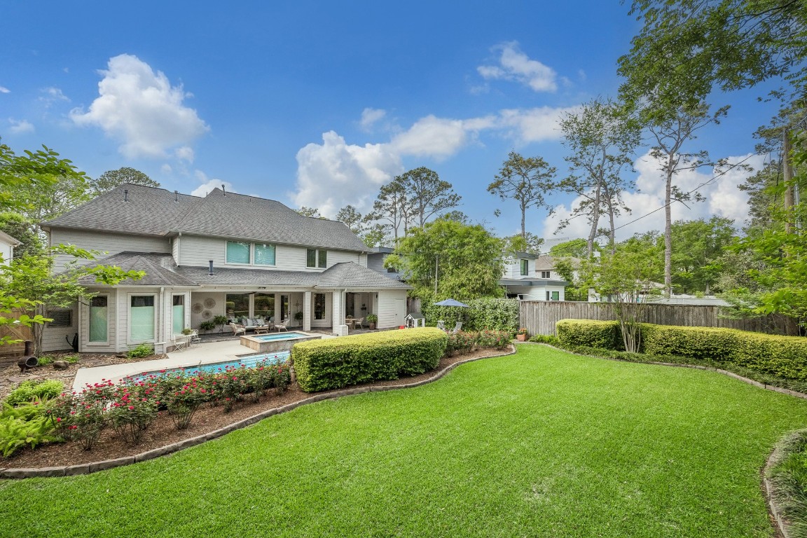 822 Riedel Drive Houston, TX 77024 - Photo 6 of 50