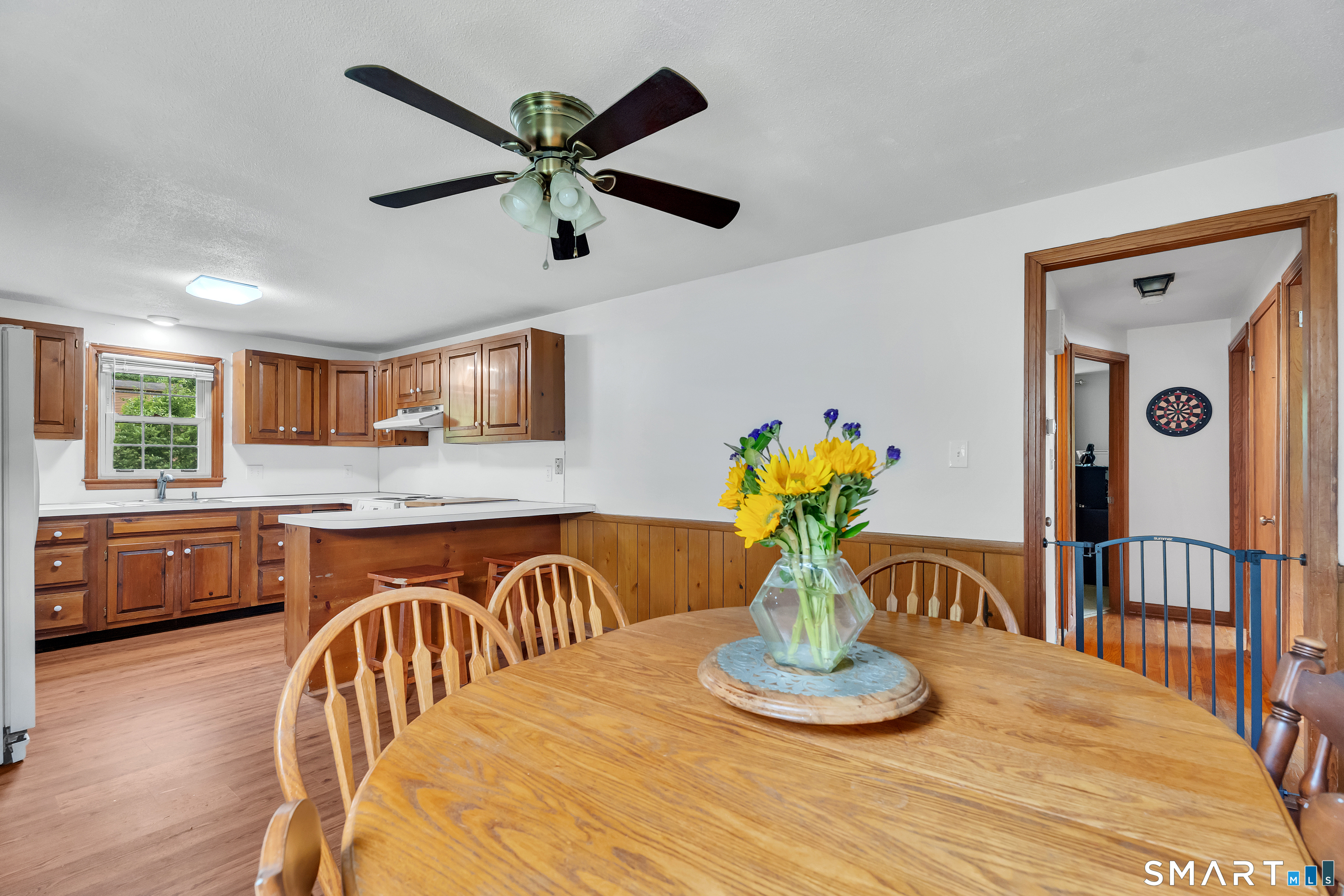 19 Lakeview Street Meriden, CT 06451 - Photo 13 of 29