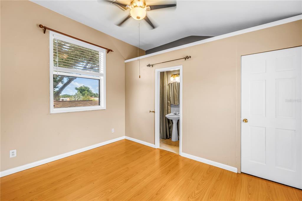 7999 Ridge Road Seminole, FL 33772 - Photo 29 of 43 Gallery Image 29