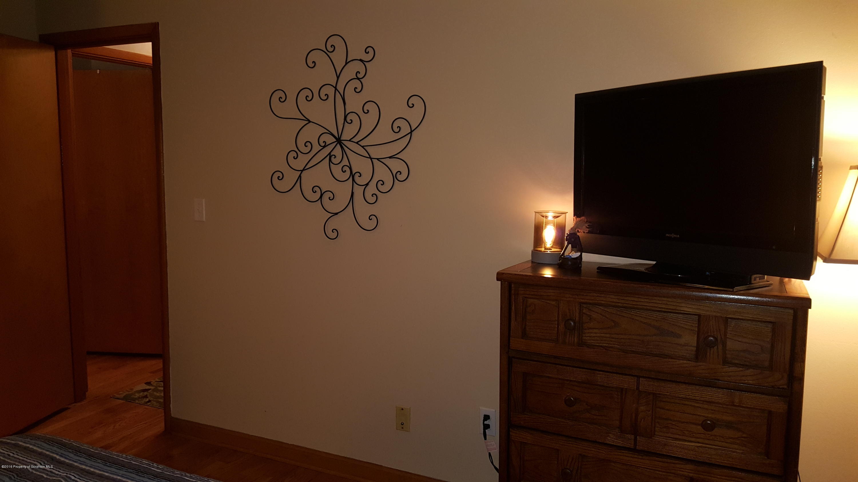 1020 Ridge Street Throop, PA 18447 - Photo 25 of 99 Gallery Image 25