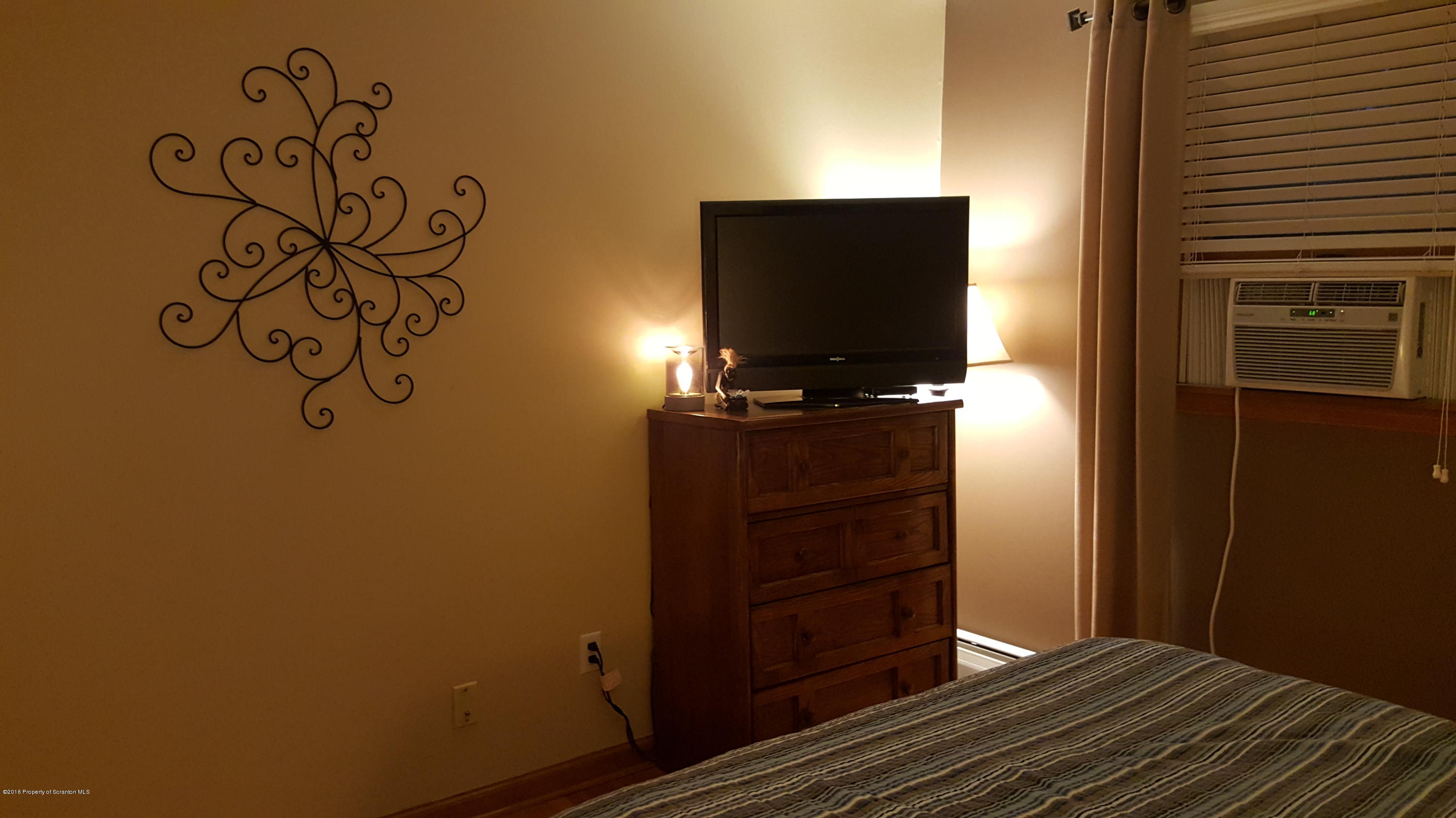 1020 Ridge Street Throop, PA 18447 - Photo 27 of 99 Gallery Image 27