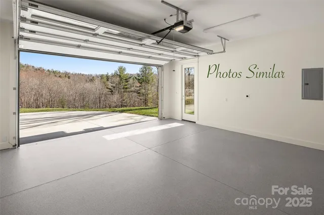 $979,900 | 55 Chimney Chase Trail, Hendersonville, NC 28739