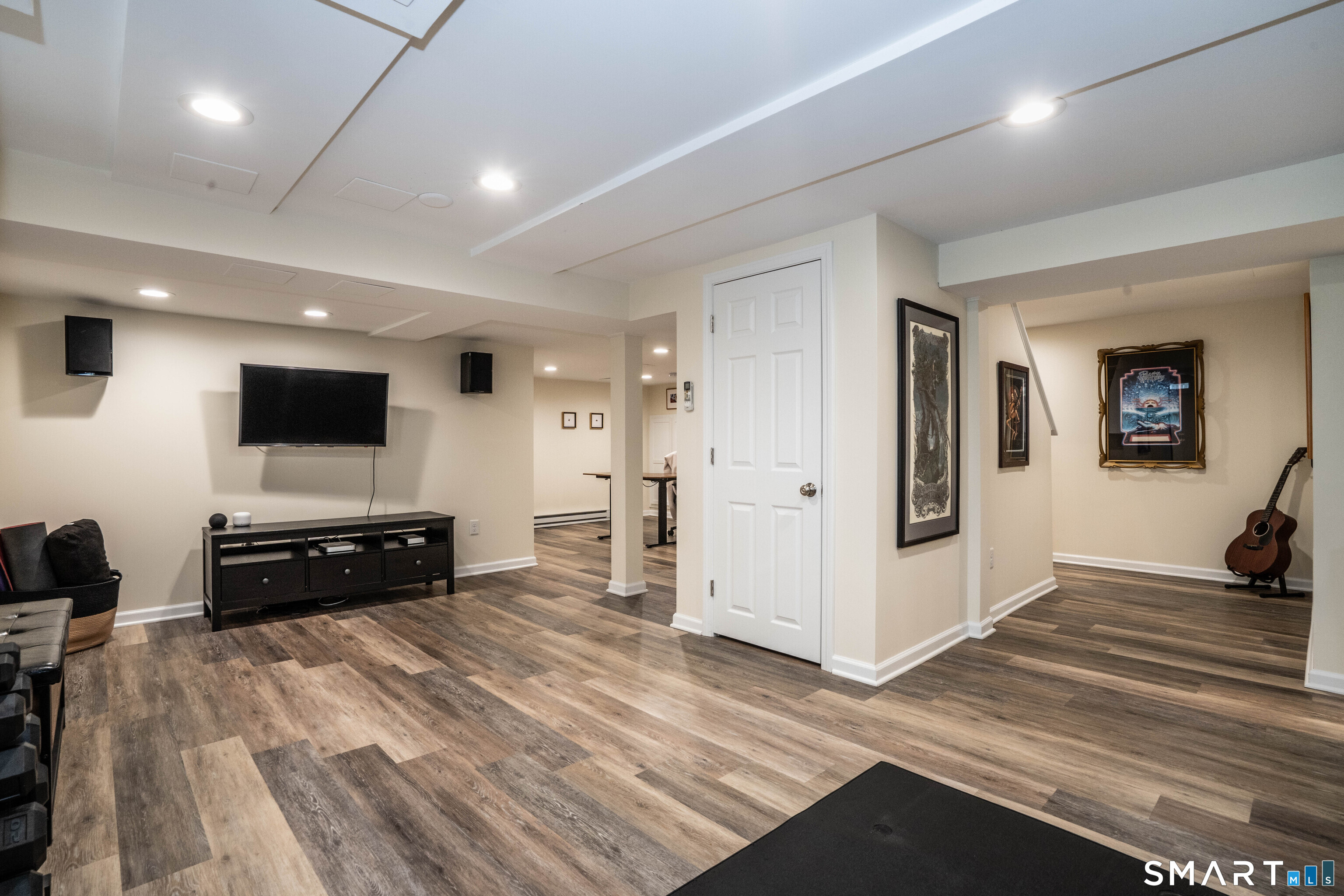 342 Mountain Road West Hartford, CT 06107 - Photo 33 of 40 Gallery Image 33