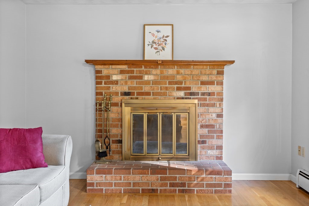 10 Pheasant Ridge Road Townsend, MA 01469 - Photo 16 of 40 a front view of a house with entryway