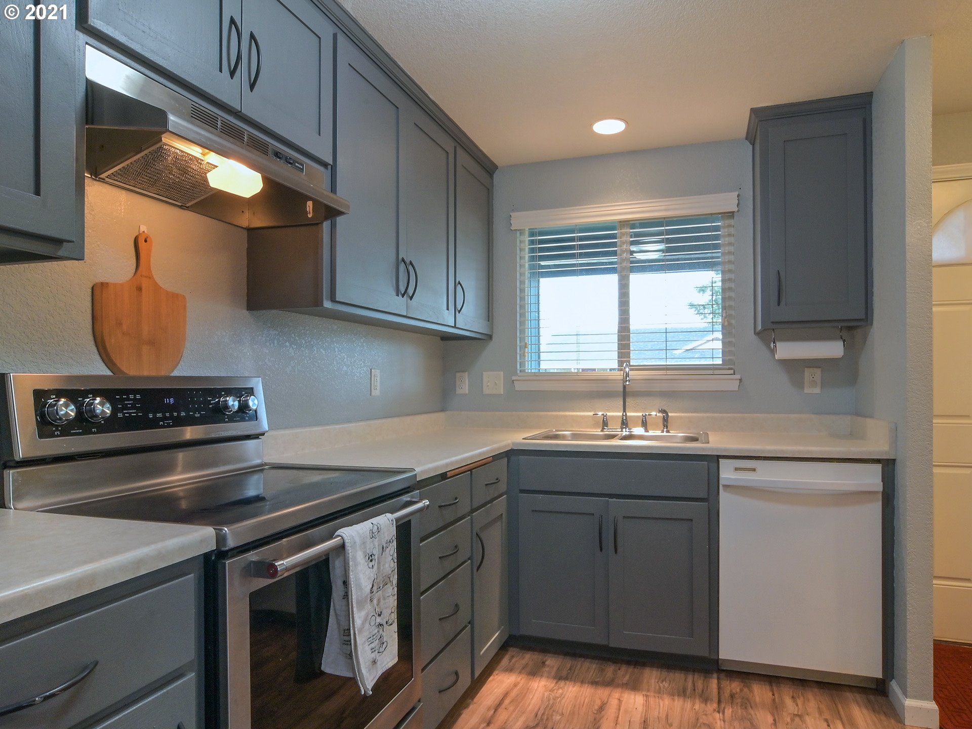 4867 C Street Springfield, OR 97478 - Photo 24 of 32 Gallery Image 24