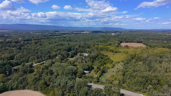 $399,999 | 2416 Highway 300, Wallkill, NY 12589