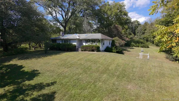 $399,999 | 2416 Highway 300, Wallkill, NY 12589