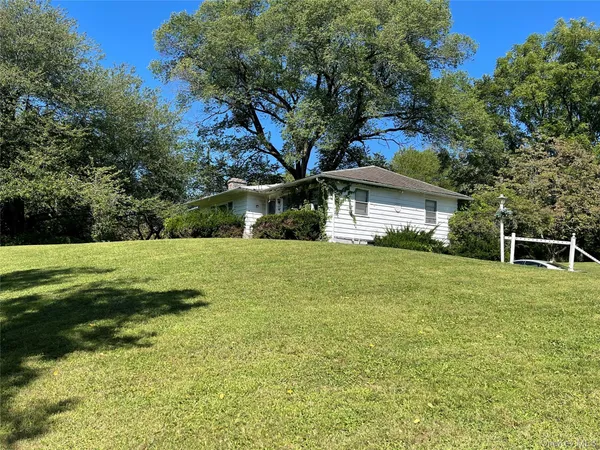 $399,999 | 2416 Highway 300, Wallkill, NY 12589