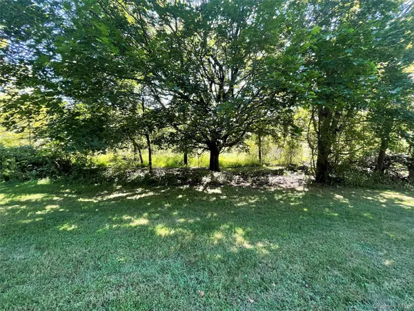 $399,999 | 2416 Highway 300, Wallkill, NY 12589