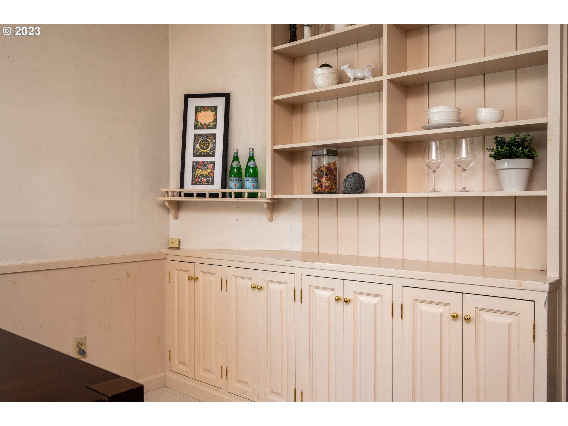 6677 Southwest Bancroft Way Portland, OR 97225 - Photo 12 of 37 Gallery Image 12