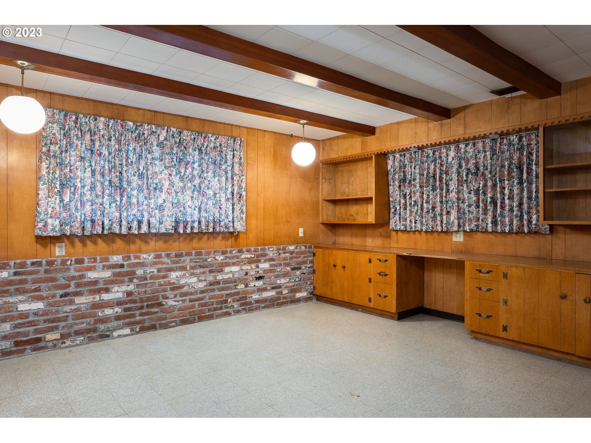 6677 Southwest Bancroft Way Portland, OR 97225 - Photo 27 of 37 Bedroom