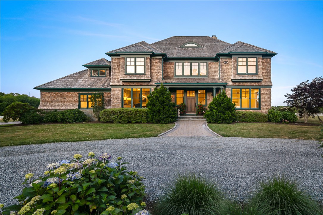 474 Wapping Road Portsmouth, RI 02871 - Photo 4 of 50