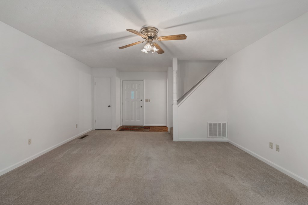 733 Hunter Road Cataula, GA 31804 - Photo 11 of 31 Gallery Image 11