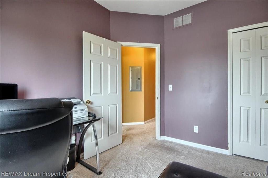 41584 Hamlet Lane Novi, MI 48375 - Photo 19 of 26