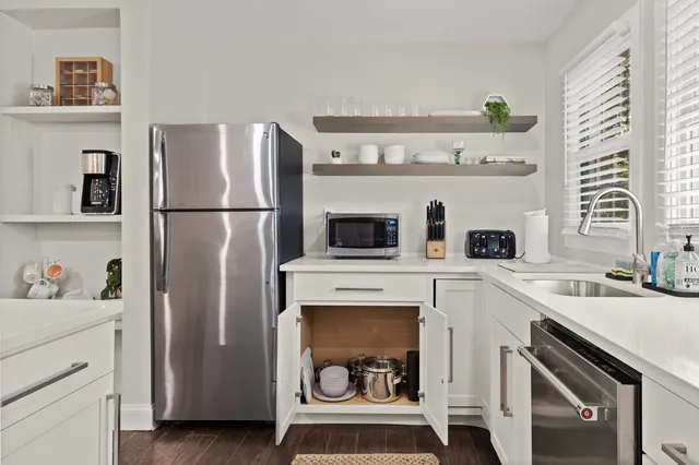 $2,650 | 2611 North Oakridge Circle, North Charleston, SC 29420