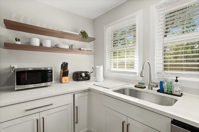 $2,650 | 2611 North Oakridge Circle, North Charleston, SC 29420