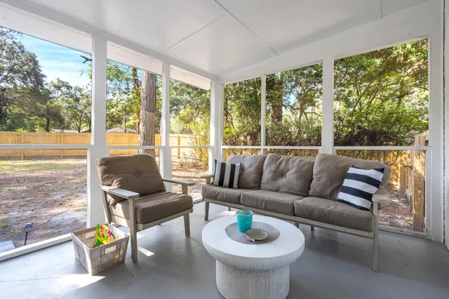 $2,650 | 2611 North Oakridge Circle, North Charleston, SC 29420