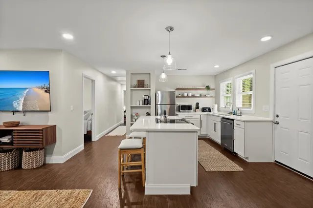 $2,650 | 2611 North Oakridge Circle, North Charleston, SC 29420