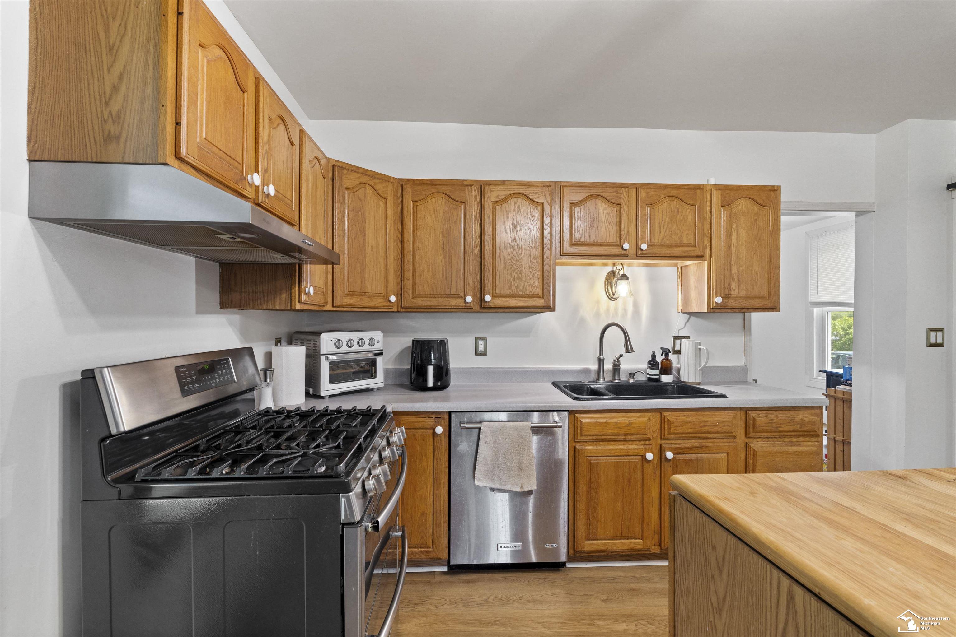 2808 Carleton Rockwood Road Carleton, MI 48117 - Photo 3 of 62