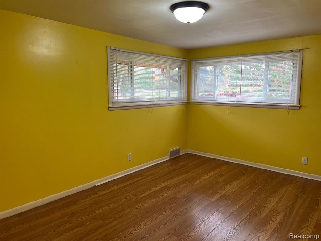 1425 Peppermill Road Lapeer, MI 48446 - Photo 24 of 44