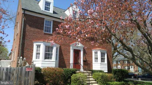 141 Murdock Road Baltimore, MD 21212 - Photo 2 of 30 Exterior (Front)