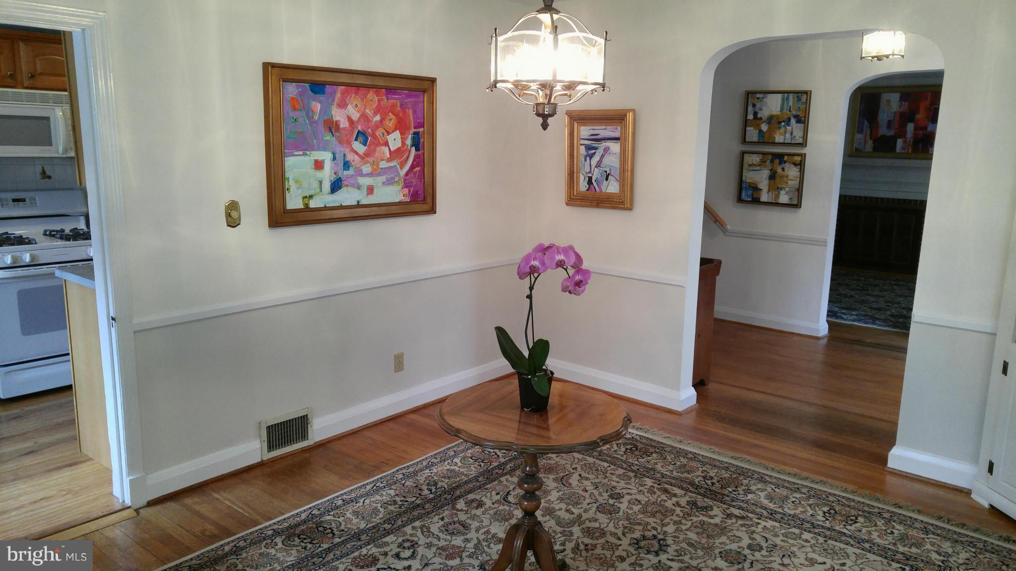 141 Murdock Road Baltimore, MD 21212 - Photo 10 of 30 Dining Room