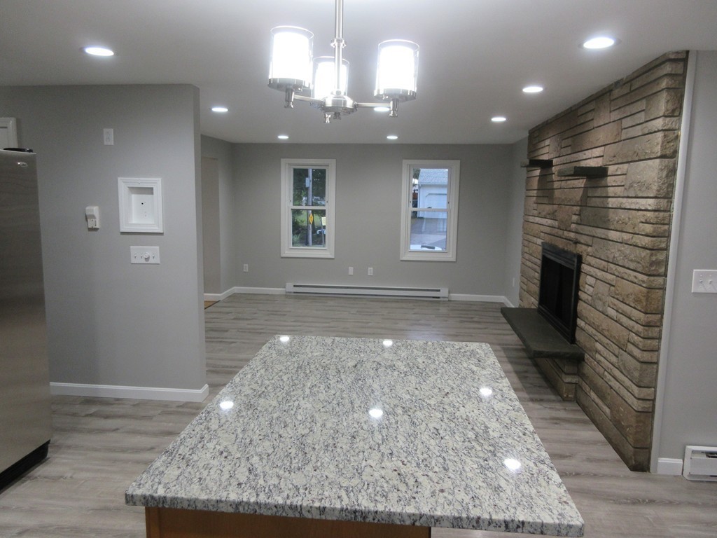181 Massasoit Road Worcester, MA 01604 - Photo 7 of 30 Gallery Image 7