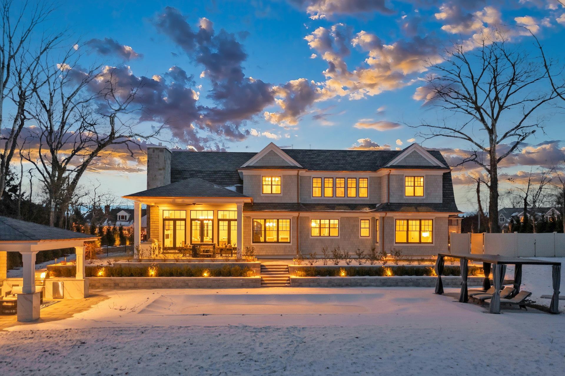 396 Knollwood Road Ridgewood, NJ 07450 - Photo 48 of 50 a view of a building with a outdoor space