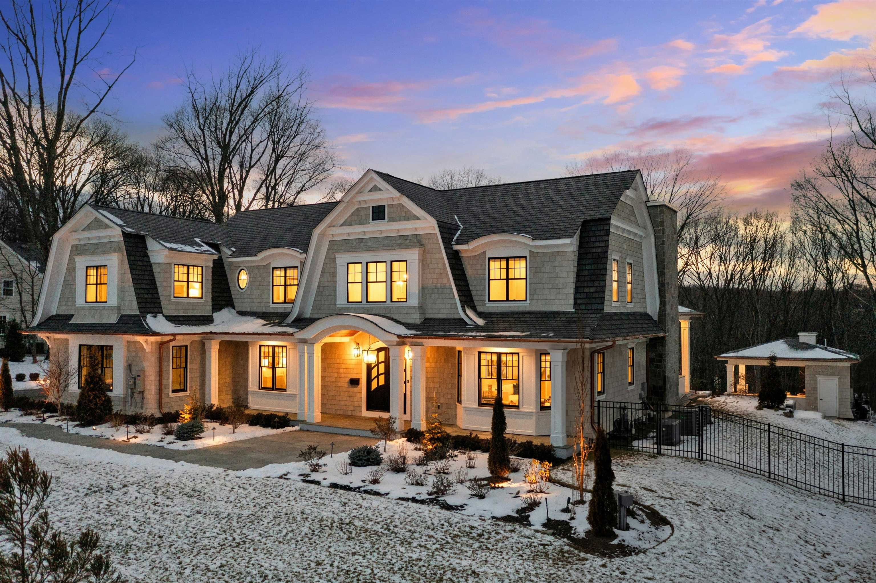 396 Knollwood Road Ridgewood, NJ 07450 - Photo 50 of 50 a front view of a house with a yard
