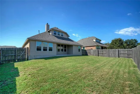 $2,700 | 18413 Falcon Pointe Boulevard, Pflugerville, TX 78660