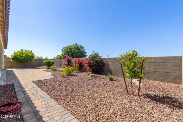 $2,399 | 17996 West Redwood Lane, Goodyear, AZ 85338
