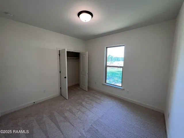 $2,200 | 107 Tenor Street, Youngsville, LA 70592