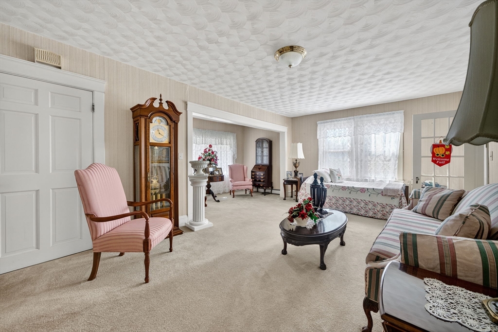 25 Winward Street Fall River, MA 02724 - Photo 22 of 36