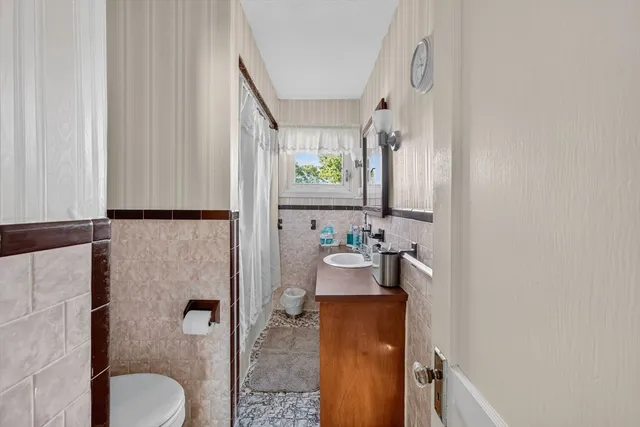 $759,999 | 25 Winward Street, Fall River, MA 02724