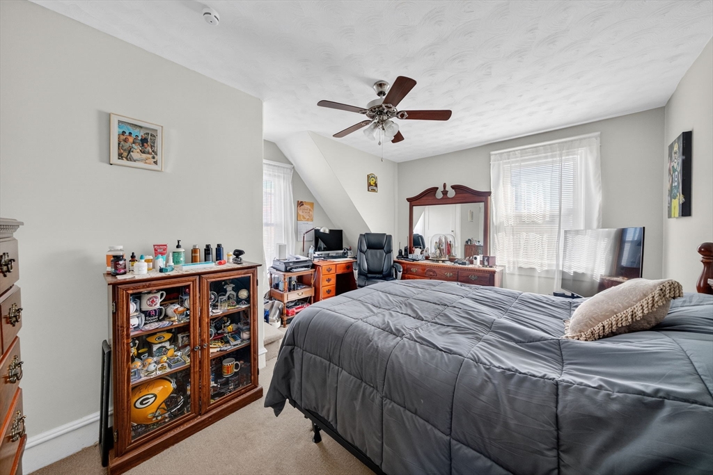 25 Winward Street Fall River, MA 02724 - Photo 29 of 36