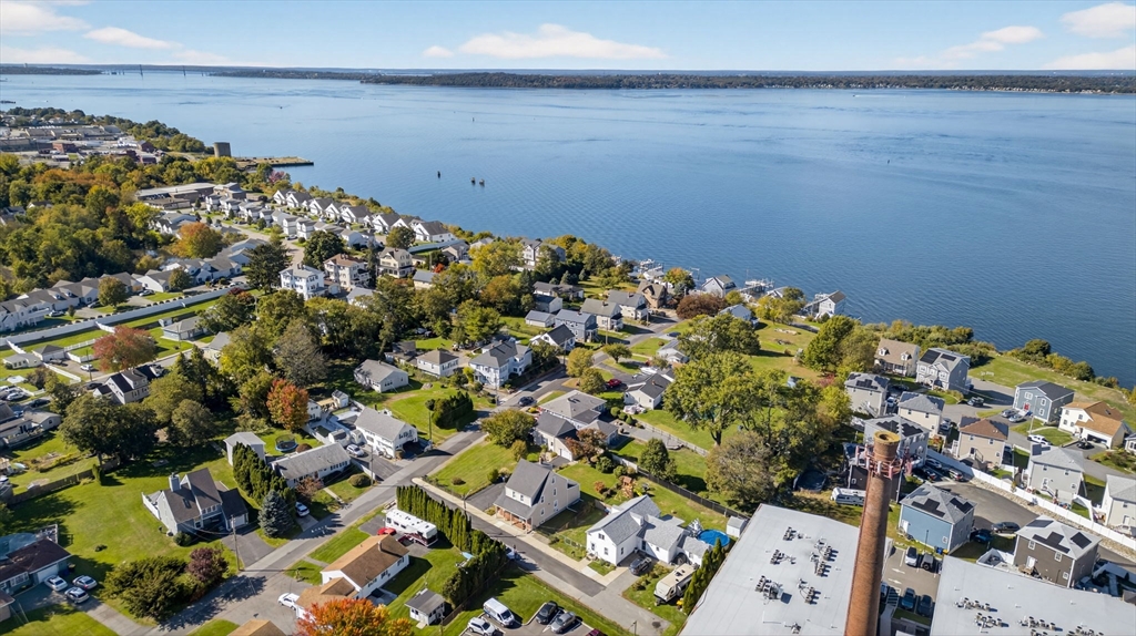 25 Winward Street Fall River, MA 02724 - Photo 9 of 36