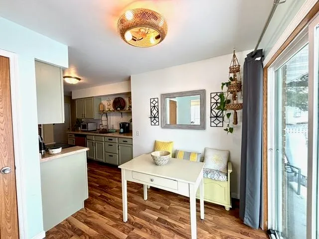 $195,000 | 1719 Wesley Avenue, Unit 2, Janesville, WI 53545