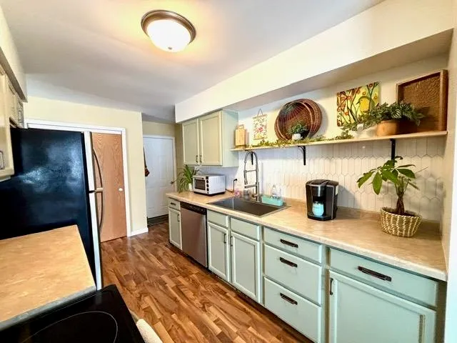 $195,000 | 1719 Wesley Avenue, Unit 2, Janesville, WI 53545