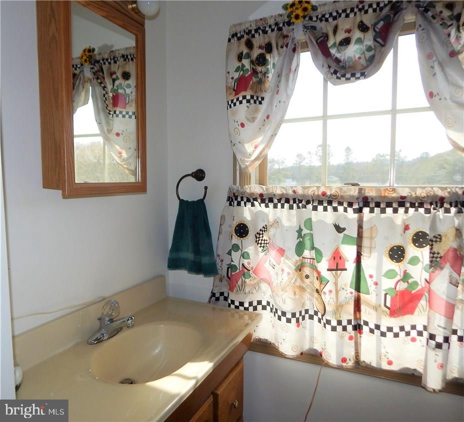 12337 Line Road Delmar, DE 19940 - Photo 17 of 29