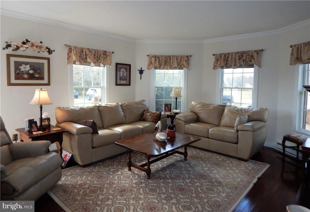 12337 Line Road Delmar, DE 19940 - Photo 4 of 29