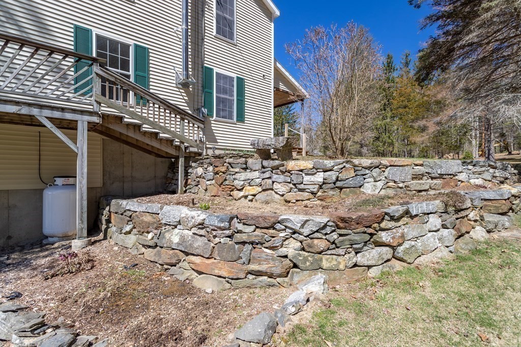 830 Carpenter Road Athol, MA 01331 - Photo 6 of 42