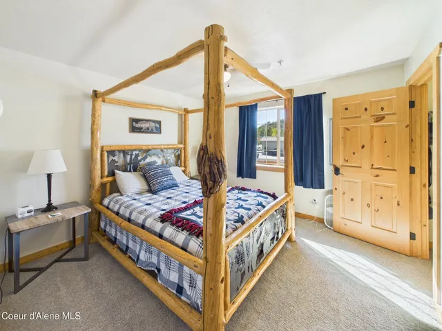 $289,000 | 99 Lookout Peak Drive, Pinehurst, ID 83850