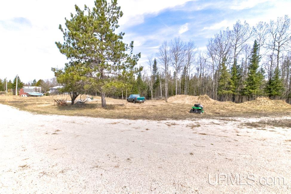 N18728 Co 551 Road Bark River, MI 49807 - Photo 5 of 13